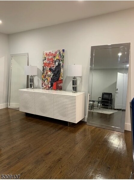 Foto del edificio - 32 Henry St