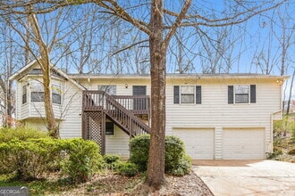 Building Photo - 2752 Hawk Trace NE