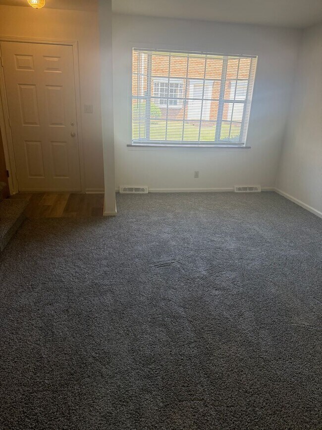 Foto del edificio - Adorable 2 Bedroom Convenient to I-29, Shopping & More!