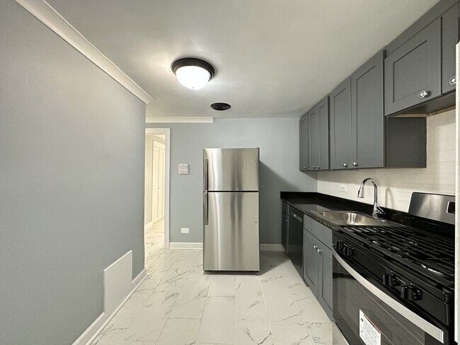 Foto del edificio - 2754 W North Shore Ave