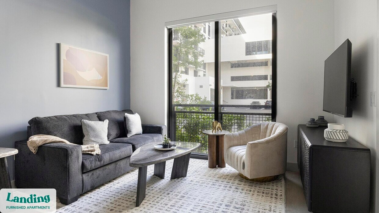 Foto principal - 1155 NE 126th St