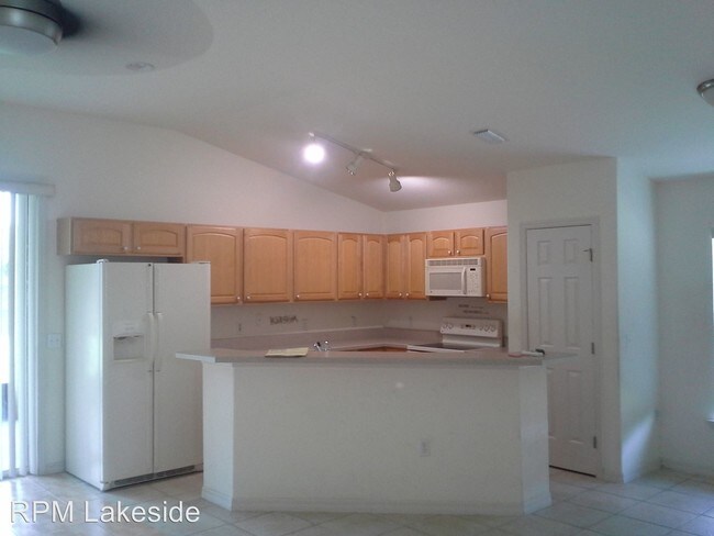 Building Photo - 3 br, 2 bath House - 1820 Kings Point Blvd.