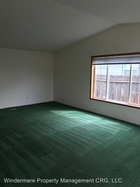 Foto del edificio - 331 3rd Ave