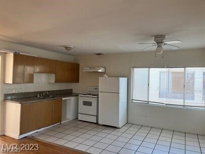 Foto del edificio - 2908 E Poplar Ave