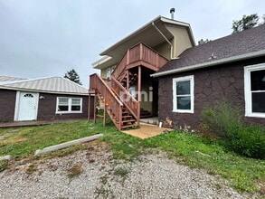Building Photo - 12910 S Cline Ave