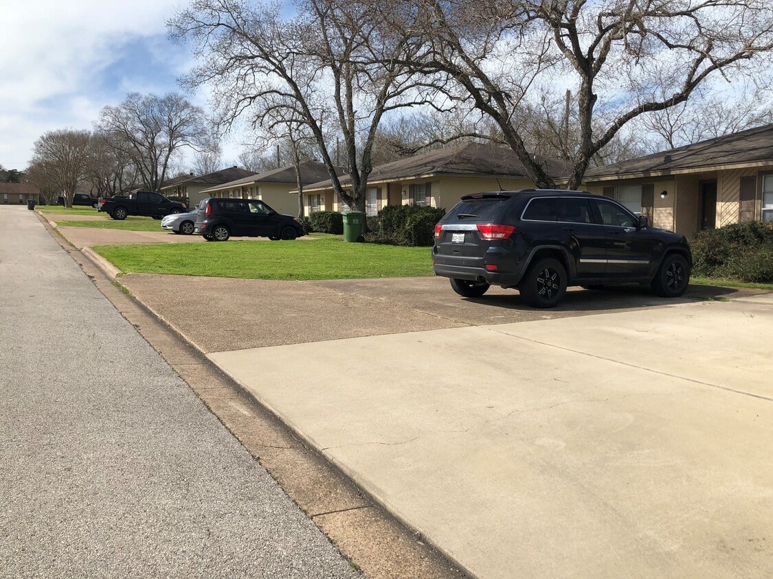 Foto del edificio - 3611 Mahan St