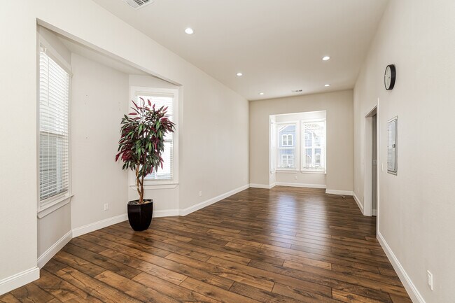 Foto del edificio - 875 Wood St