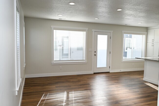 Foto del edificio - 4178 S 2825 W