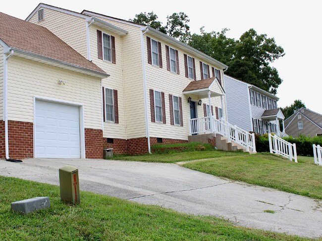 Foto del edificio - 3730 Carrie Ridge Ct