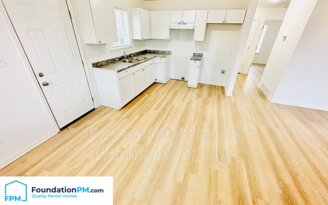 Foto del edificio - 785 W Raines Rd