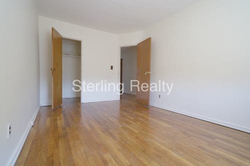 Building Photo - 3040 74th St