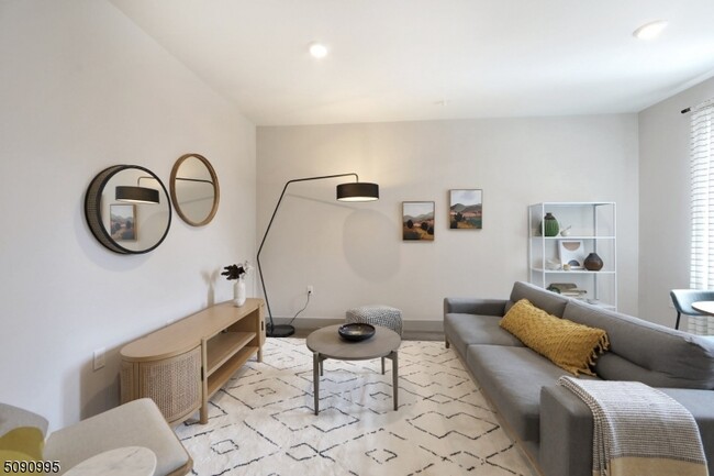 Foto del edificio - 548 Franklin Ave