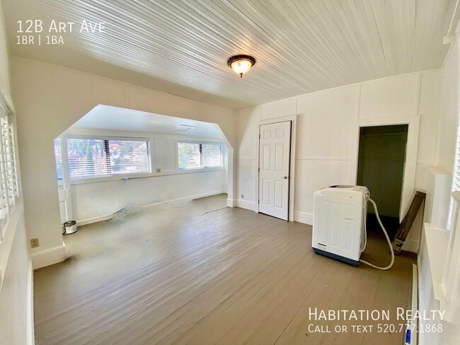 Building Photo - Renovated 1 bed/1 bath in Old Bisbee with ...