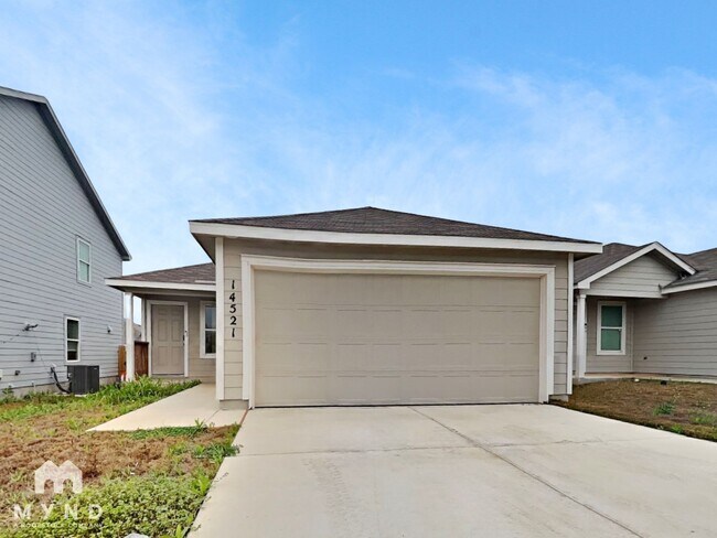 Building Photo - 14521 Payton Flts