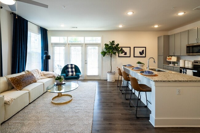 Foto del edificio - The Quincy Apartments