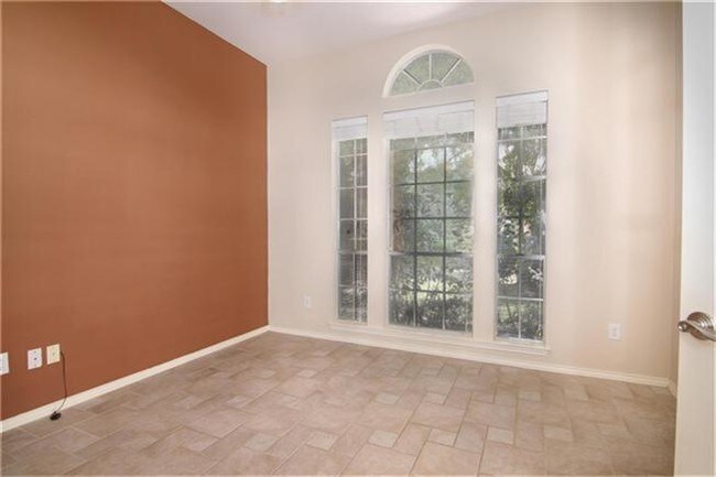 Foto del edificio - 22702 Shannon Falls Ct
