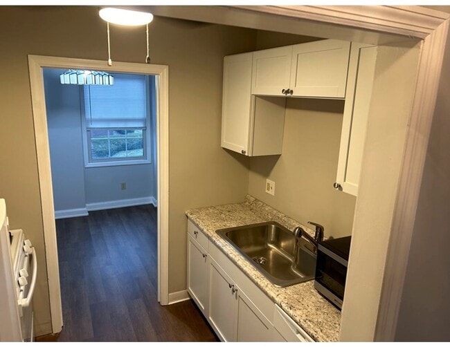 Building Photo - NEW SPRING SPECIAL!! ALL UTILITIES AND SWI...