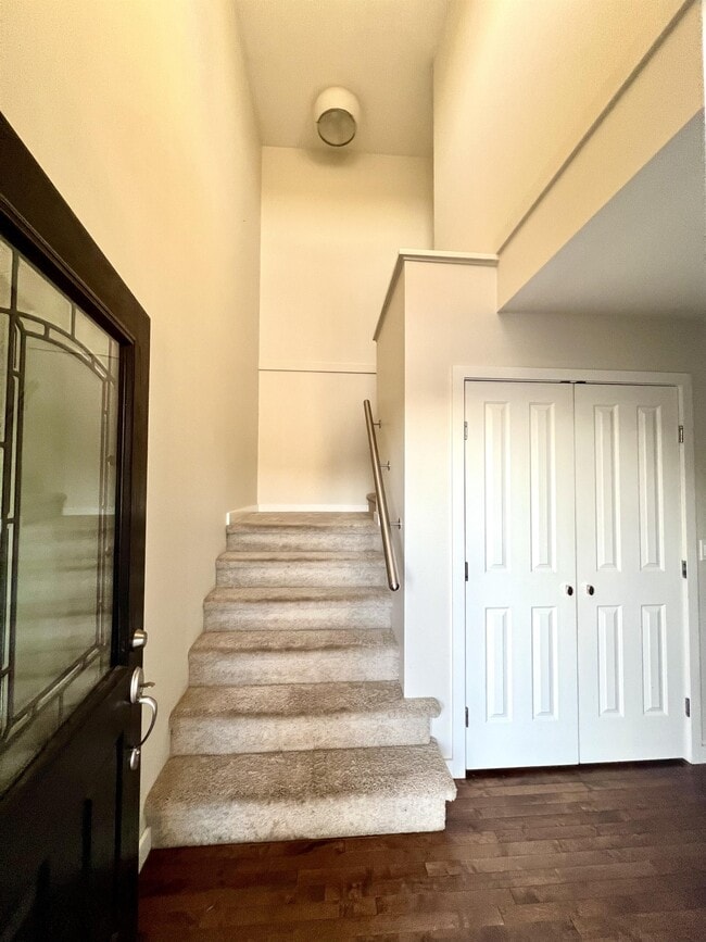 Building Photo - 1311 Denham Crescent