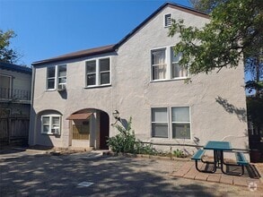 Building Photo - 1906 San Gabriel St