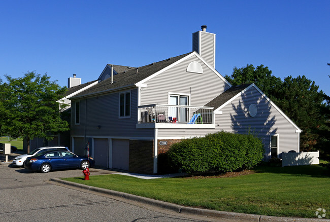 Complejo - Edificio - Oakleaf Townhomes