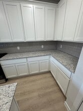 Building Photo - 2978 Pk Hl Ln