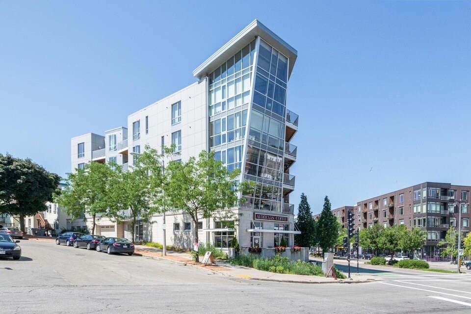 Foto principal - 1541 N Jefferson St