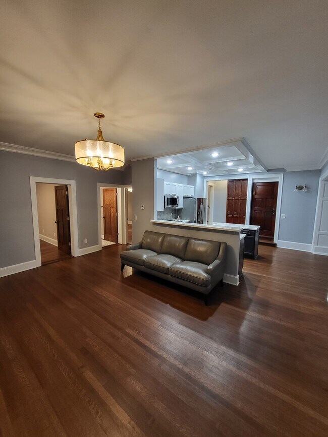 Foto del edificio - 2727 E Bradford Ave