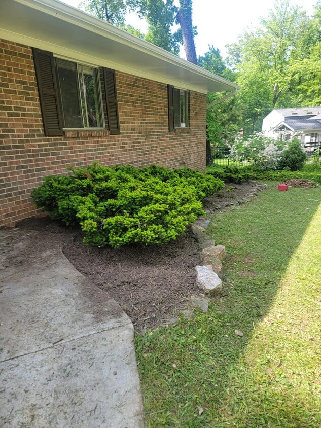 Building Photo - 2518 Fowlers Ln