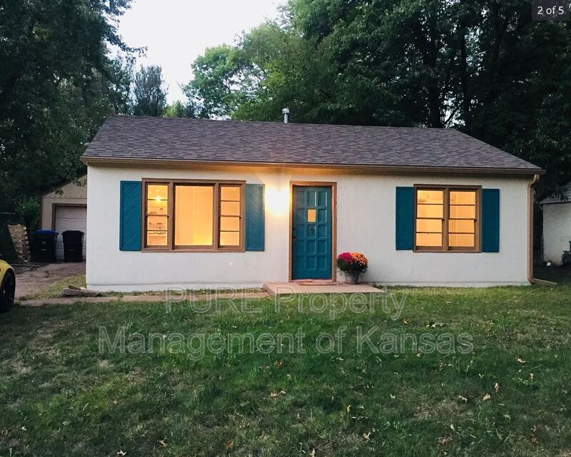 Foto principal - 3216 SW Sena Dr