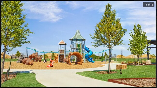 Parque a una distancia caminable - 7112 Crepe Myrtle Ave