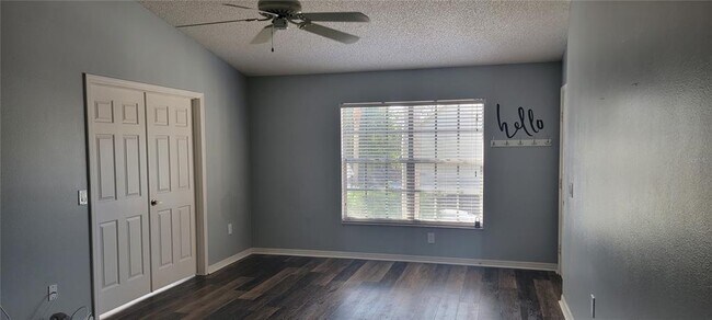 Foto del edificio - 7924 Hardwick Dr