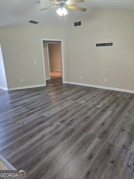 Building Photo - 100 Mountain Way