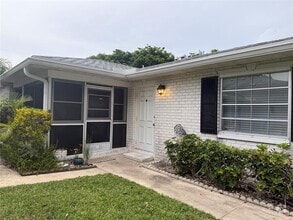 Building Photo - 10122 S 40th Trail