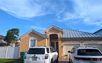 Building Photo - 16402 SW 78th Terrace