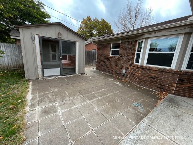 Building Photo - 6712 Gainsborough Rd