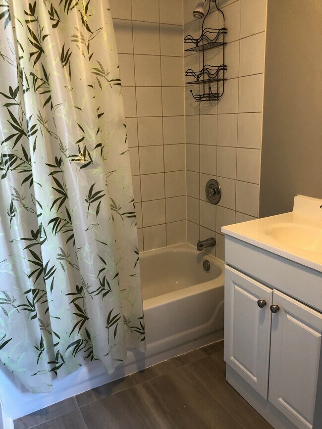 Bathroom - 436 Oak St