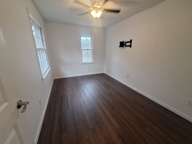 Bedroom1 - 547 Ronceverte Ave