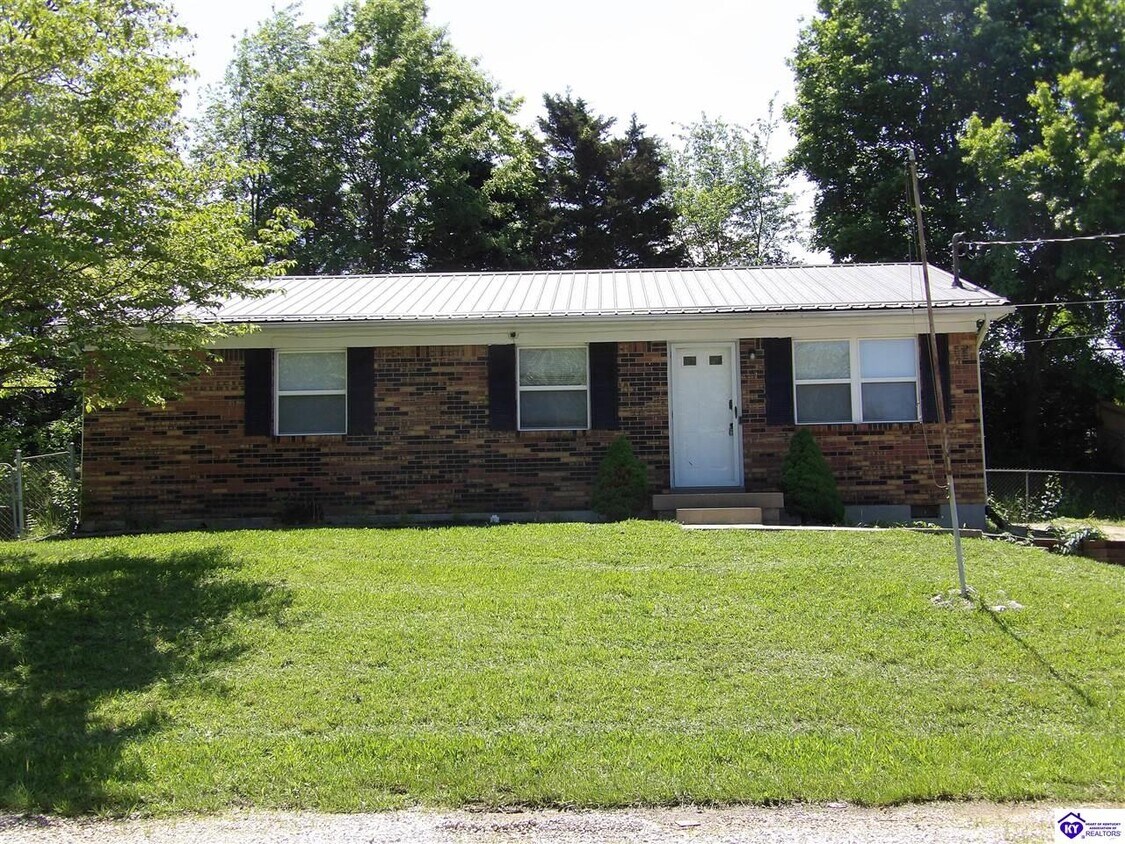 Primary Photo - 321 Crossgate Rd
