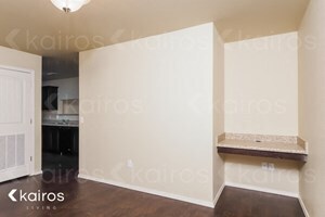 Building Photo - 3894 Thomas St