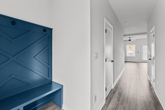 Foto del edificio - 847 Felix Wy