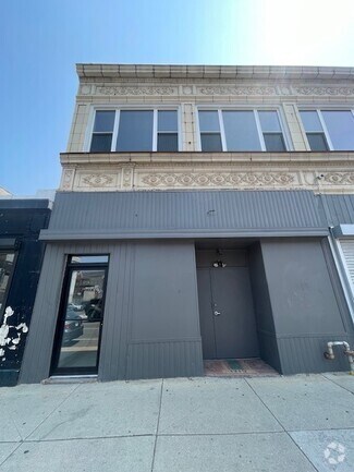 Building Photo - 1719 W Chicago Ave