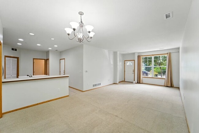 Foto del edificio - 277 S 79th St