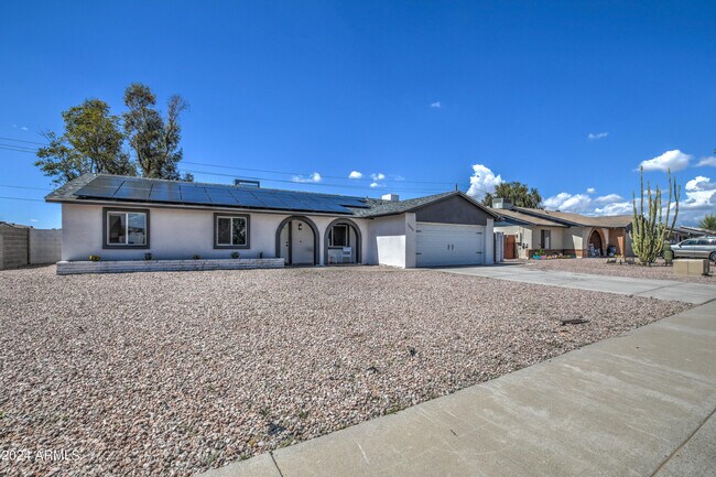 Building Photo - 12802 N 50th Ln