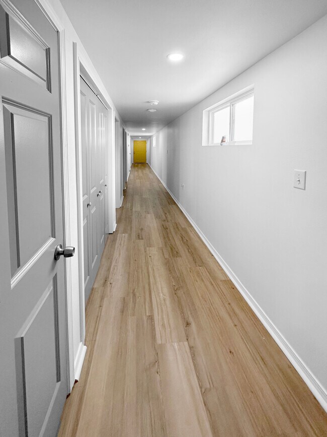 Foto del edificio - 1127 S Dupre St