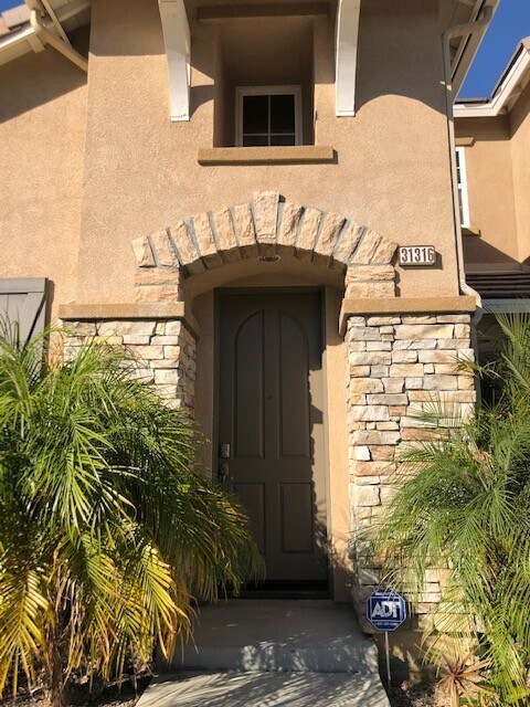 Foto del edificio - 31316 Strawberry Tree Ln