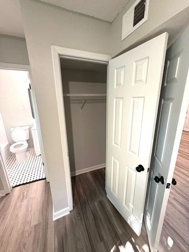 Photo - Cozy Winter Living Steps from UofM House