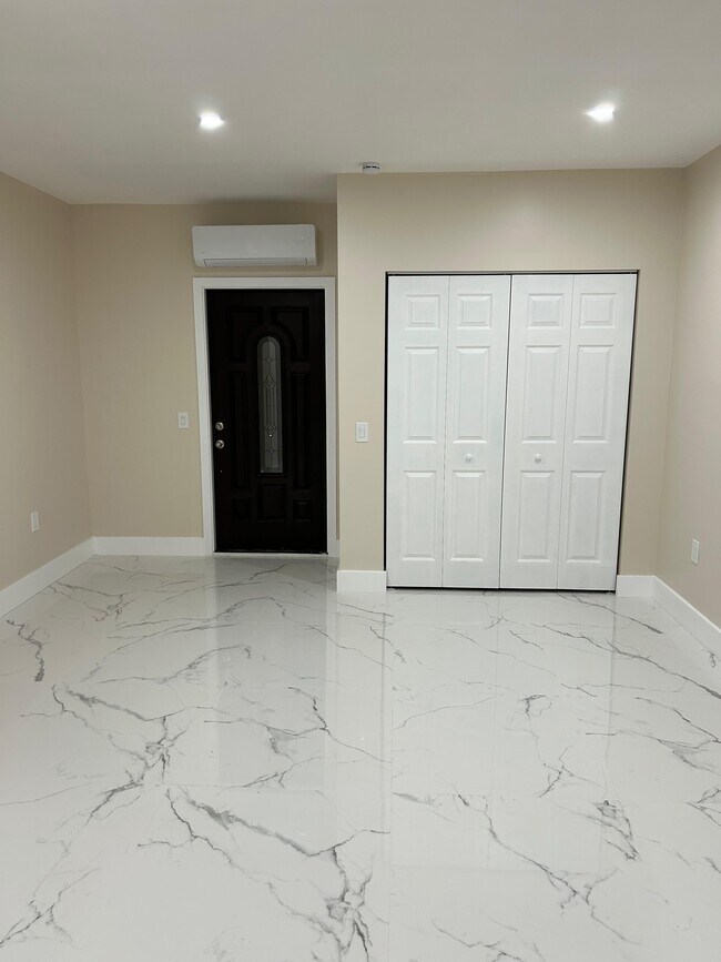 Foto del edificio - 7302 SW 127th Pl