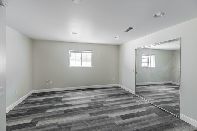 Foto del edificio - 5508 Wilbur Ave