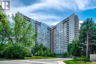 Building Photo - 3590 Kaneff Crescent