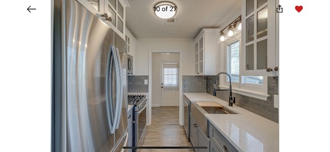 Foto del edificio - 120 Clinch Dr